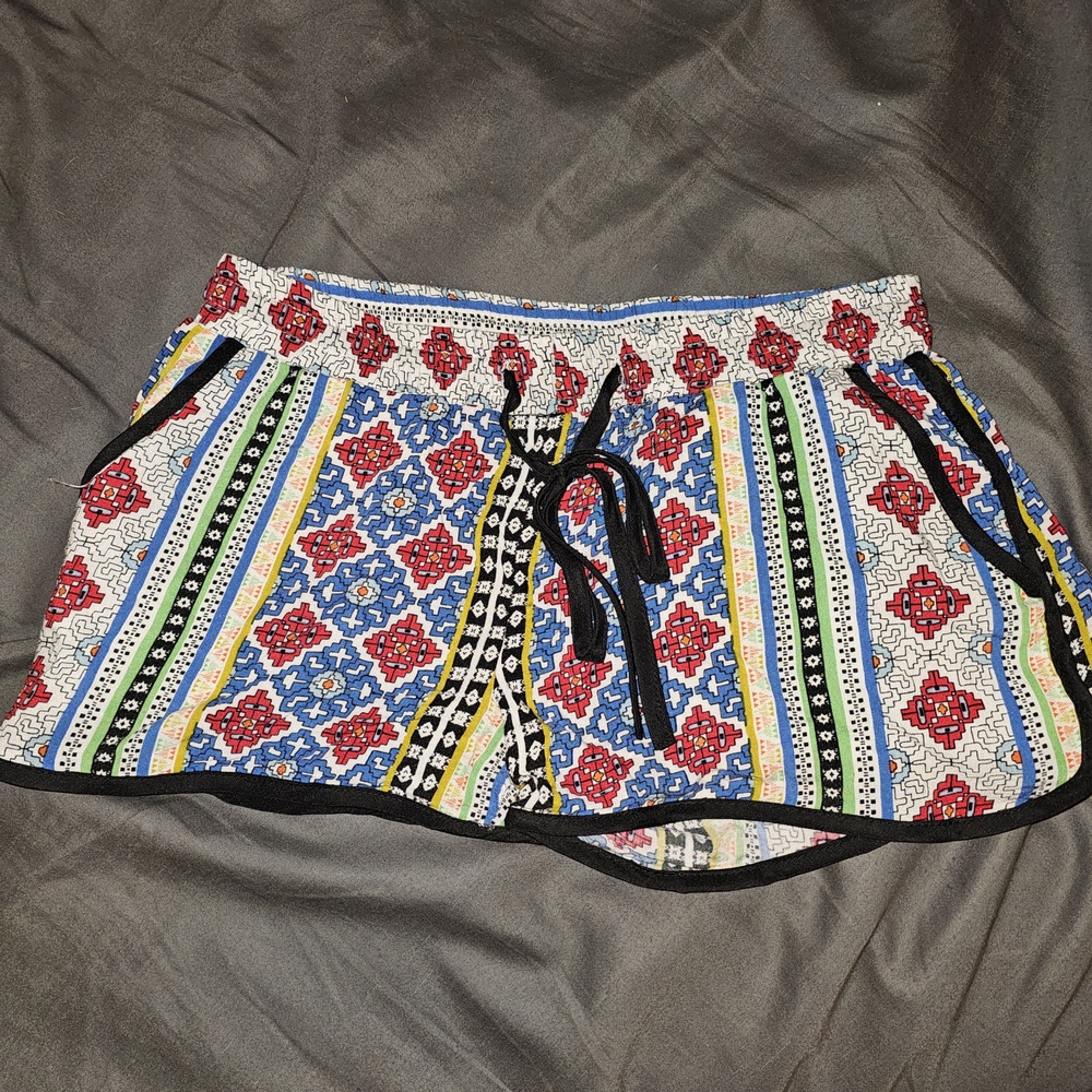 New Look Multicolor Patterned Women's Athletic Shorts